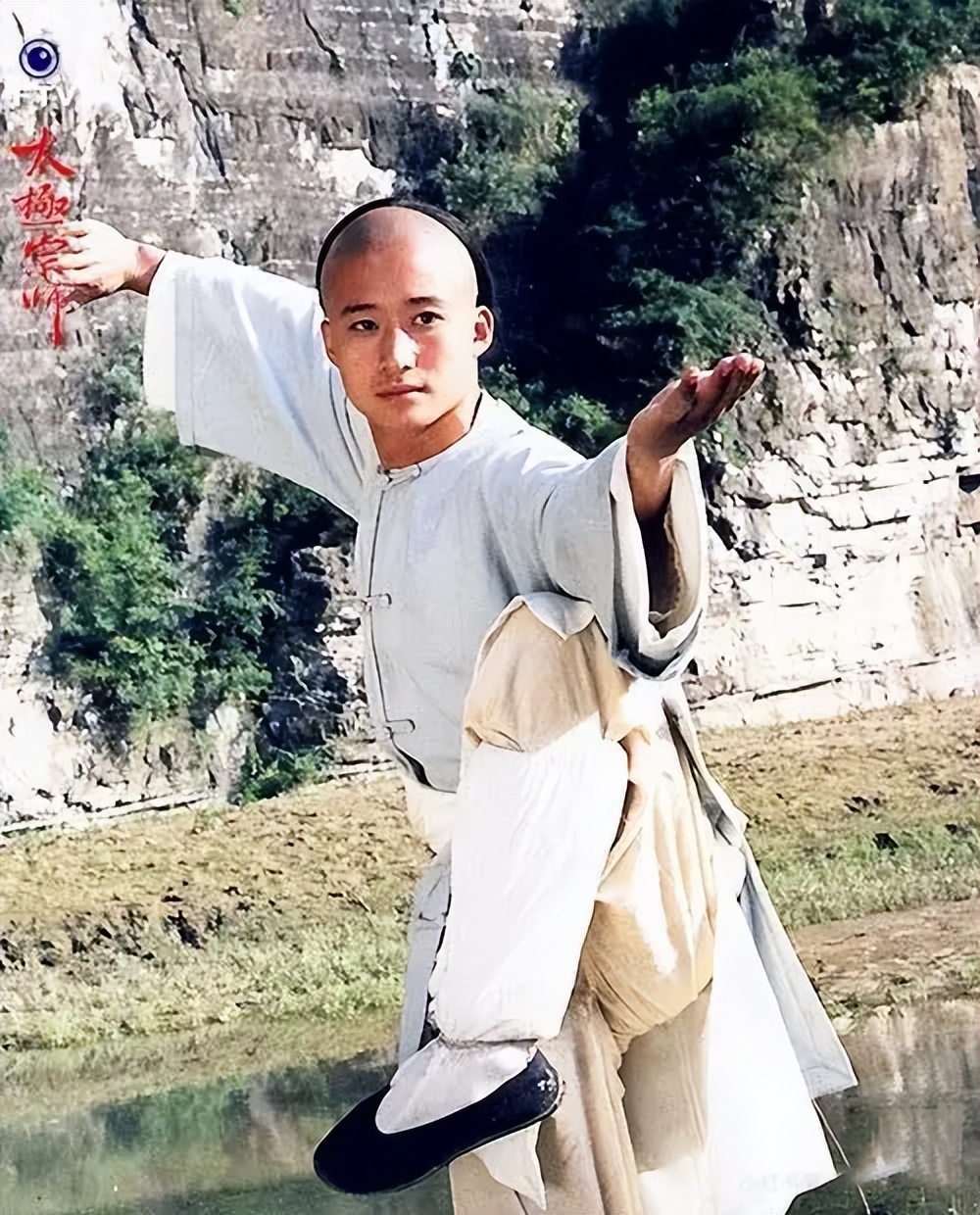 吴京入戏太深被网友调侃_吴京抽象风言论_吴京战狼肌肉图片大全