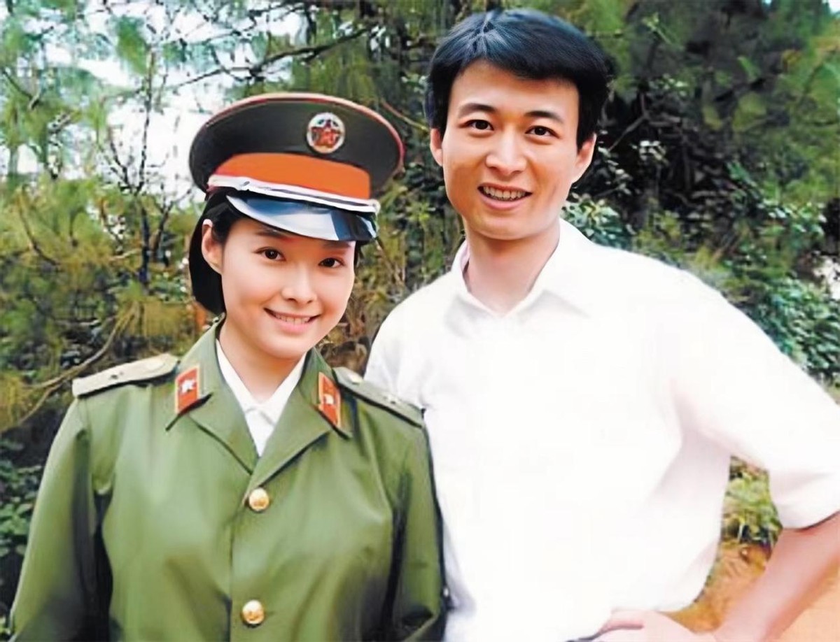 袁立和徐威有孩子吗_徐威 袁立 爱情故事