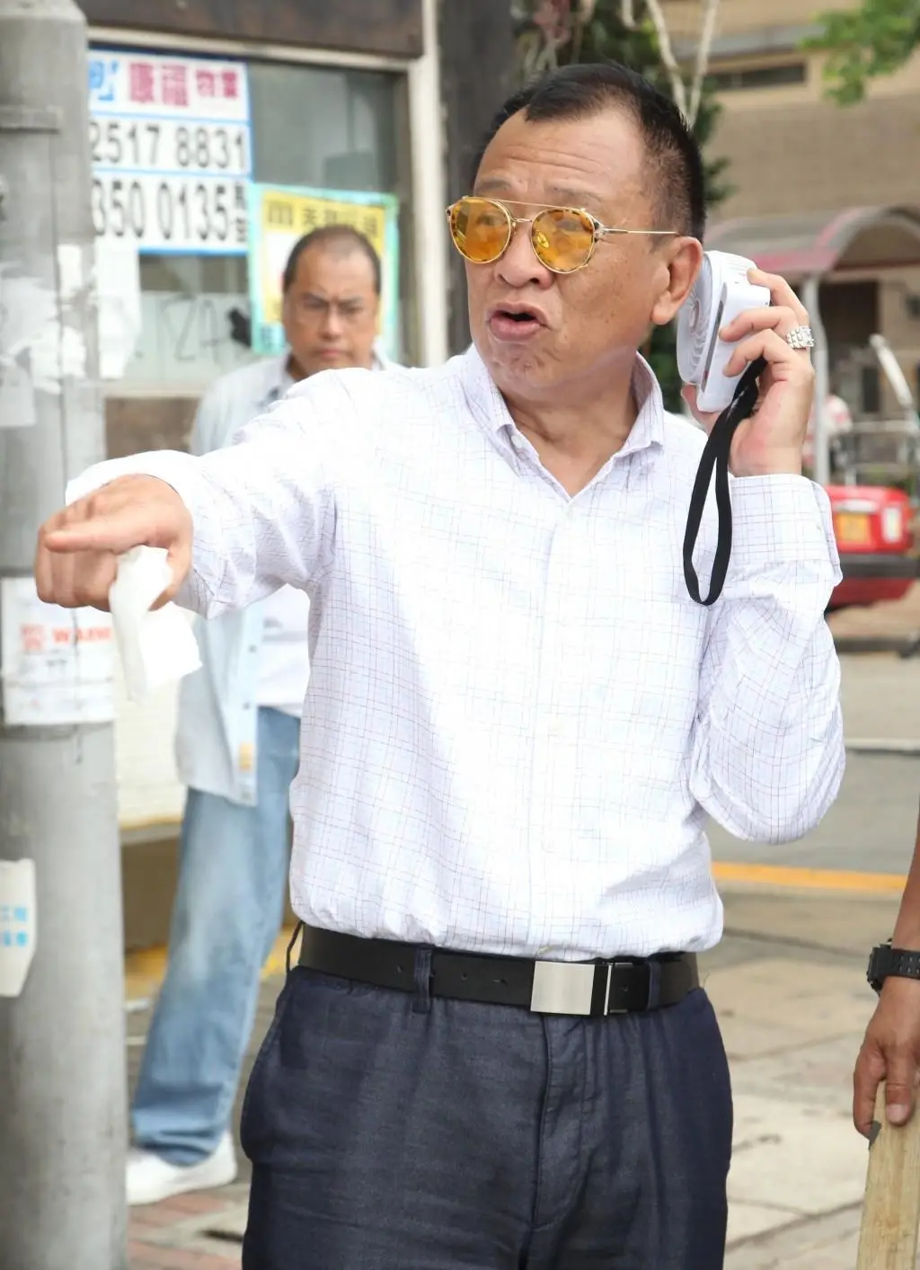 欢喜哥许绍雄苏醒了吗?仍在治疗中,吴卓羲林峯叹息,佘诗曼大哭 欢喜哥许绍雄苏醒了吗?仍在治疗中,吴卓羲林峯叹息,佘诗曼大哭