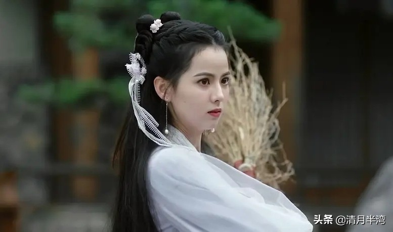 丑人不要再祸害古装了!能上美男榜的,只服这9位,个个剑眉星目 丑人不要再祸害古装了!能上美男榜的,只服这9位,个个剑眉星目
