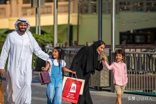 抓住迪拜购物节的尾巴!部分商场提供最高1折优惠!
