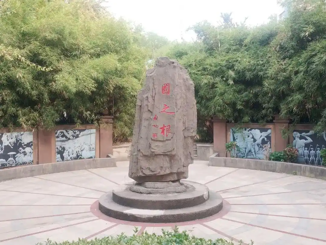 五四精神是什么_五四运动历史意义_校园新闻范文关于五四运动