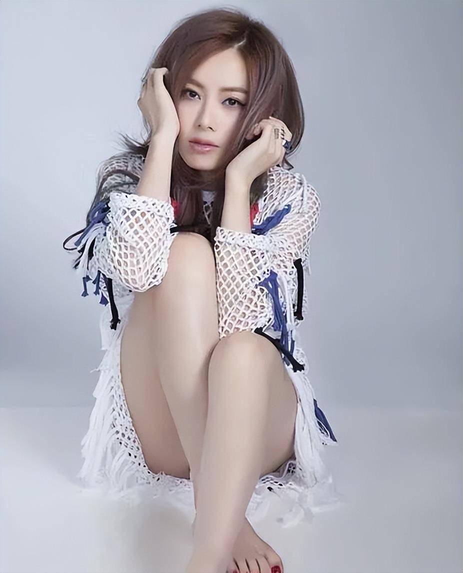 徐怀钰周洁琼合唱《踏浪》_徐怀钰浪姐翻红机会_徐怀钰原生家庭经历