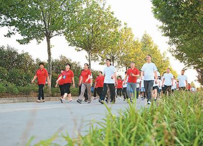 15个小时捐款数额超过1200万元 互联网为公益插上翅膀