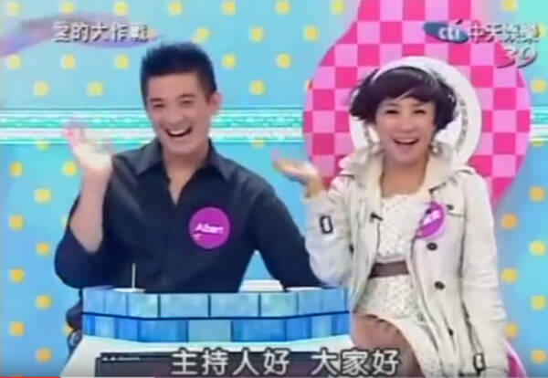 谢丽金前夫出轨细节_谢丽金离婚真相_谢丽金老公