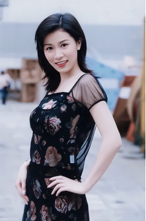 佘诗曼 演艺生涯 事业巅峰_佘诗曼:会照顾许绍雄家人