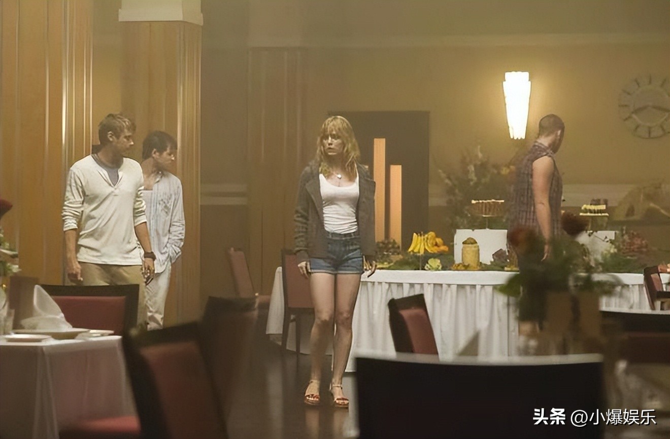 黑暗侵袭1-2百度云分享_限制级电影推荐_恐怖电影推荐