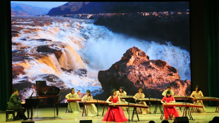 重庆艺术学校升学率100%秘诀_重庆艺术学校优势_上海戏曲学校