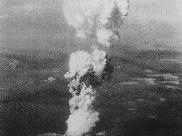 美国向日本投核弹_日本投降原因_苏联参战影响