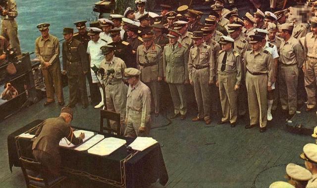 苏联参战影响_日本投降原因_美国向日本投核弹