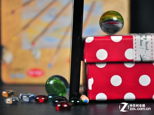 纤薄机身黑色魅惑 799元小宇宙X1图赏