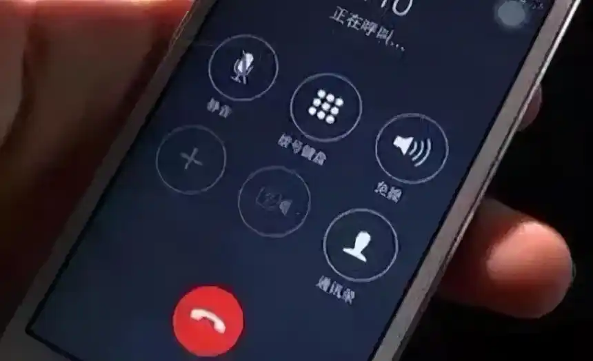 高速后视镜碰瓷党图片_碰瓷党 手法 无监控 碰瓷司机 避免上当