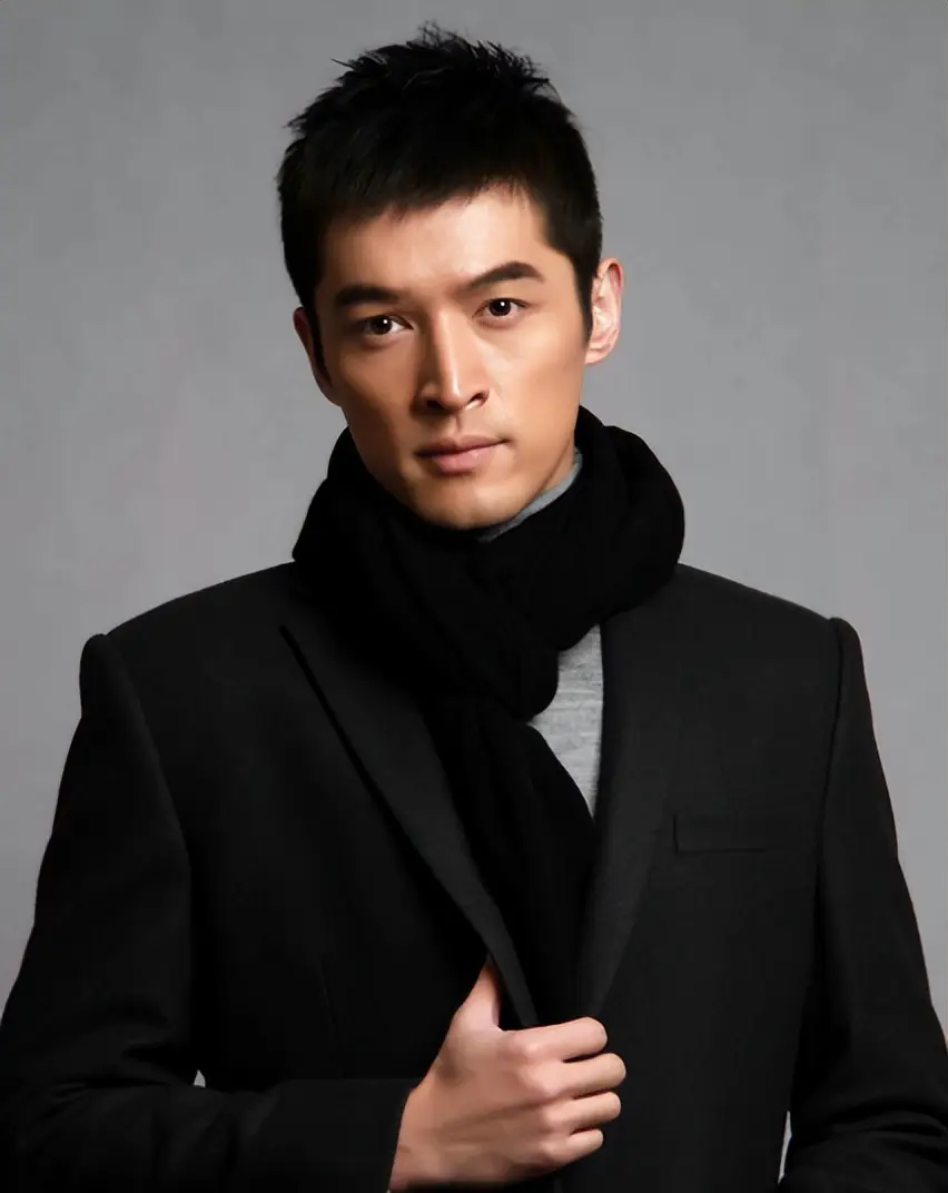 胡歌在西藏有新身份_胡歌公益慈善事业_胡歌民盟中央宣传委员会副主任