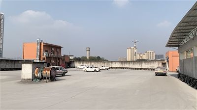 重庆驾校楼顶练车安全隐患_重庆楼顶驾校练车场地违规_楼顶设练车场