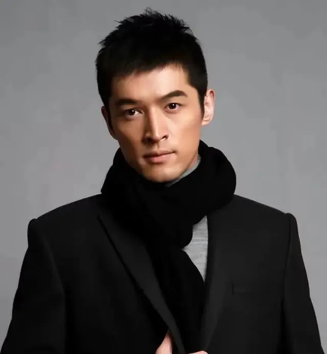 胡歌在西藏有新身份_胡歌民盟中央宣传委员会副主任_胡歌社会责任感