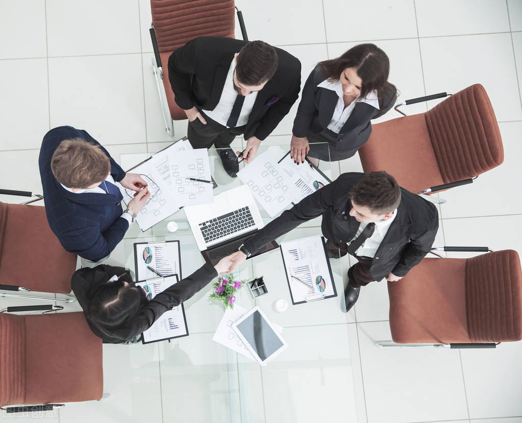 企业领导会晤学校院长 通讯稿 宣传稿 新闻稿 信息参考_新闻稿模板范例_企业领导会晤市领导 通讯稿 宣传稿 新闻稿 信息参考