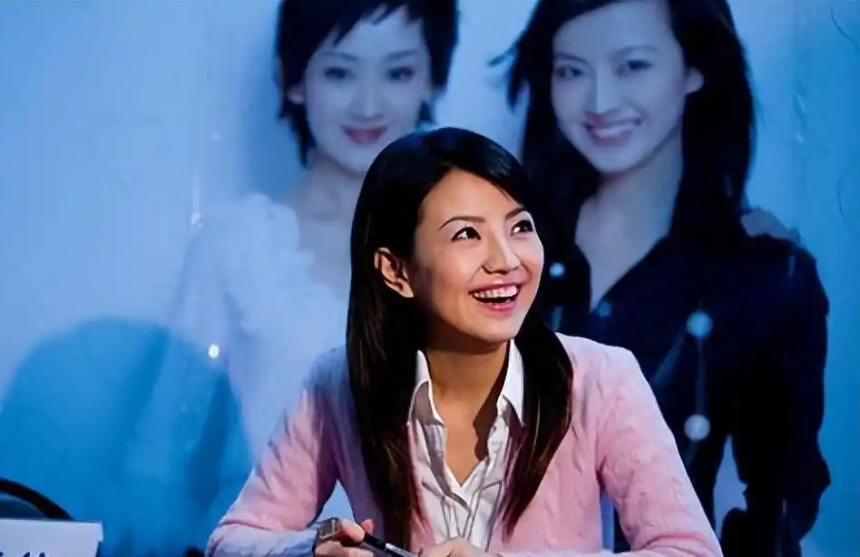 她曾是央视最美主持人,与撒贝宁同居4年却爱上富二代,今如何? 她曾是央视最美主持人,与撒贝宁同居4年却爱上富二代,今如何?