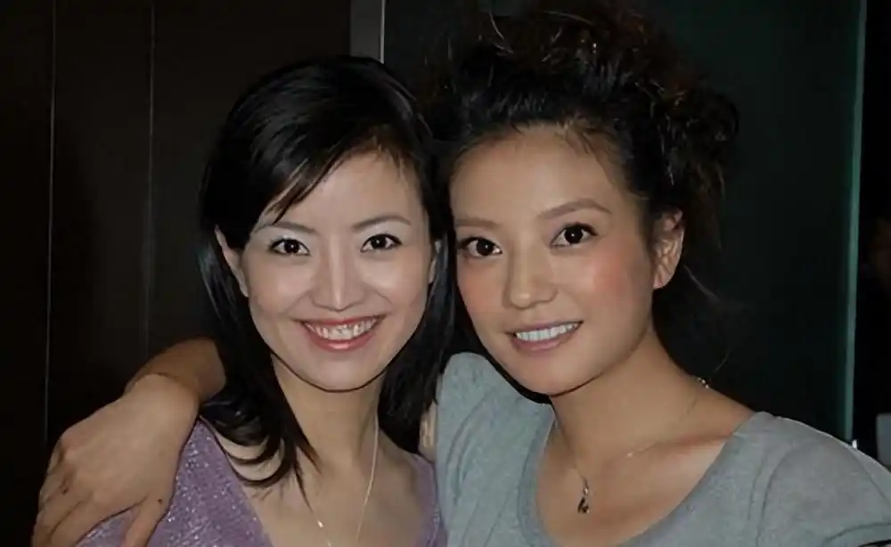 经纬和撒贝宁的照片_撒贝宁涂经纬感情经历_涂经纬撒贝宁分手原因