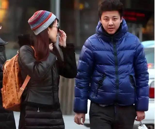 涂经纬撒贝宁恋情_经纬和撒贝宁的照片_涂经纬富豪男友