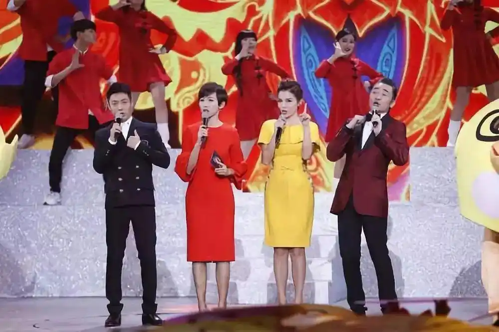 经纬和撒贝宁的照片_撒贝宁龙凤胎宝宝_撒贝宁前女友涂经纬