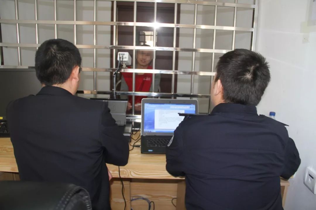 扫黑除恶 聚众斗殴 套路贷团伙_澳门雷少约架上新闻