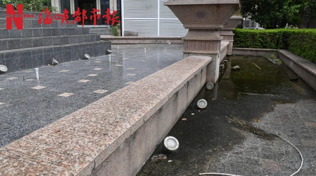 儿童喷水池危险隐患_5岁男童在景观池触电身亡_喷泉景观池安全风险