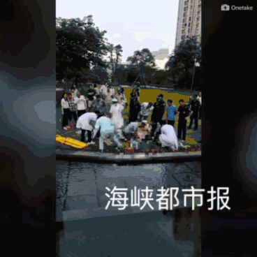 景观河儿童安全_夏季喷泉触电事故_5岁男童在景观池触电身亡