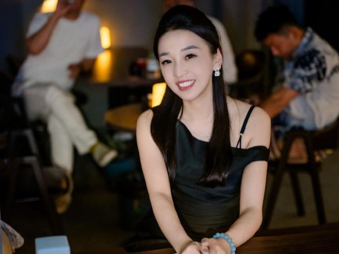 保时捷女销冠又成半年度销冠，说她“靠脸卖车”的人可以闭嘴了！