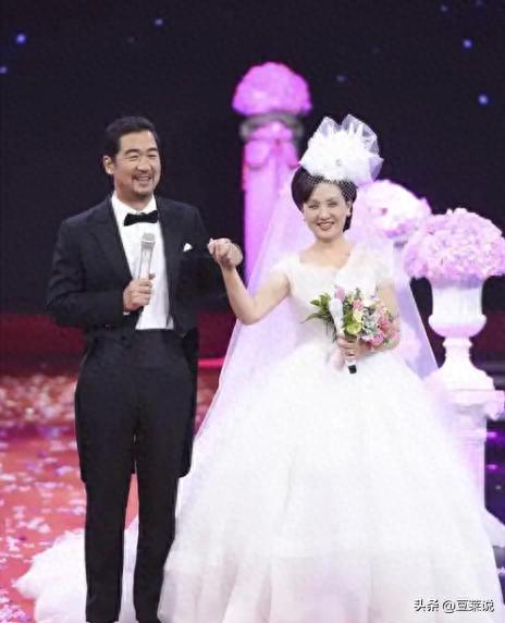 张国立为什么和前妻离婚_张国立邓婕二婚感情_张国立前妻罗秀春现状