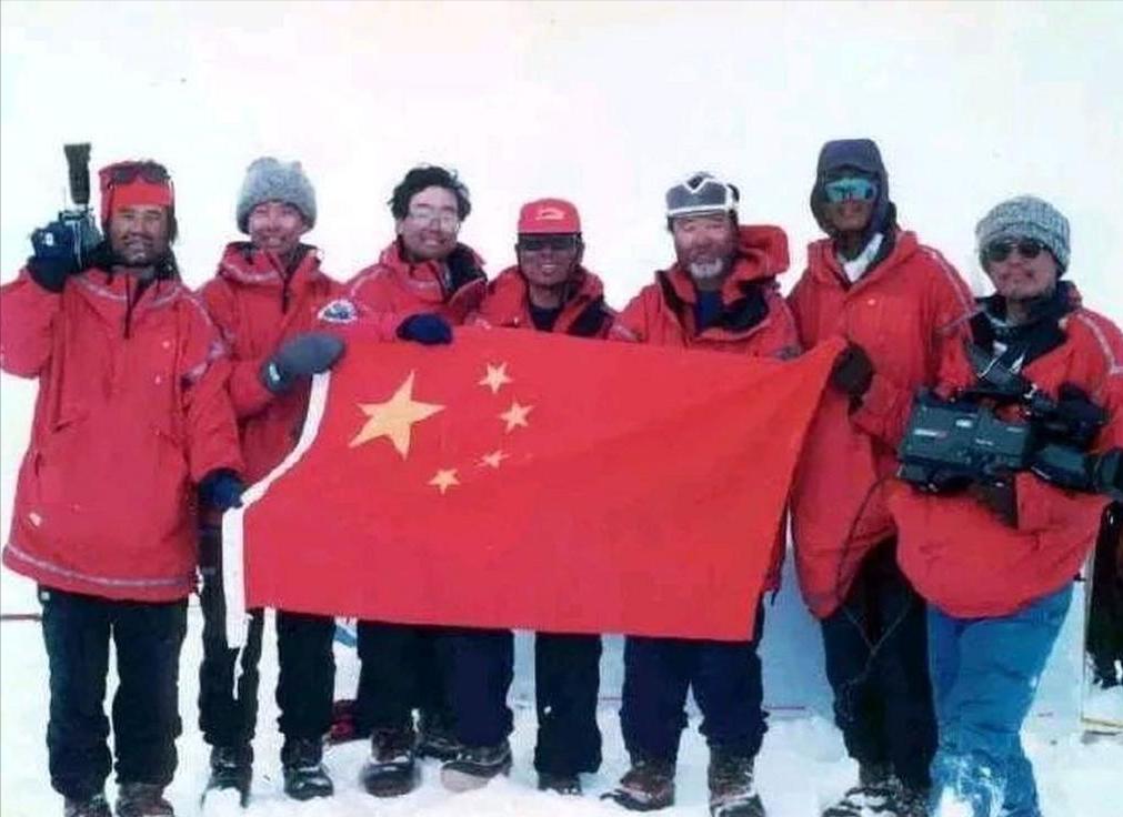 毕福剑智取威虎山 thunder_毕福剑春晚主持风格_毕福剑星光大道节目评价