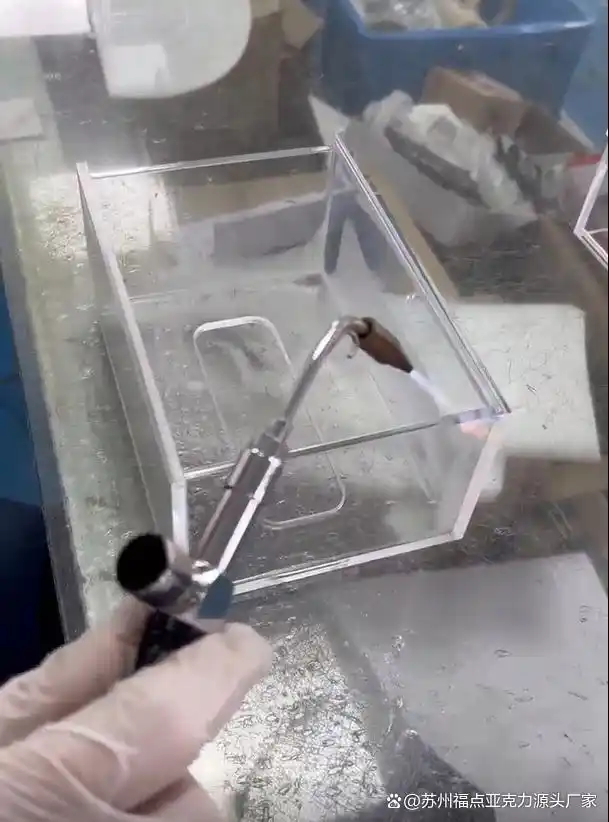 亚克力火焰抛光的技巧与注意事项 亚克力火焰抛光的技巧与注意事项