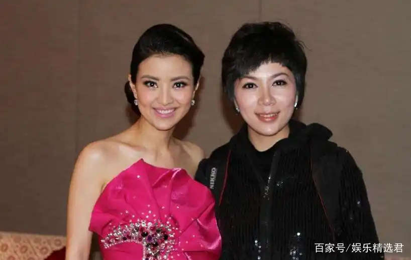 撒贝宁 感情史 首任女友涂经纬_撒贝宁 主持生涯 早期经历_经纬和撒贝宁的照片