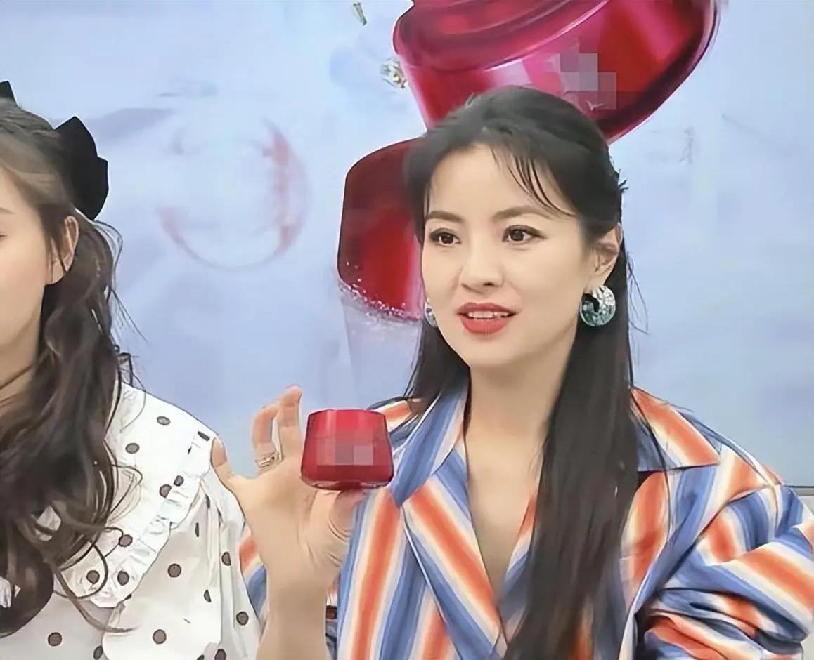 涂经纬撒贝宁感情经历_经纬和撒贝宁的照片_涂经纬央视主持生涯