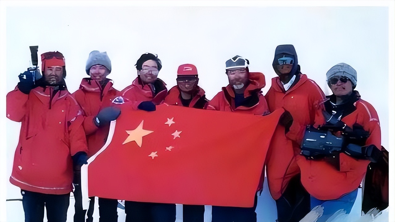 饭局改变命运毕福剑_毕福剑 退休生活 画室