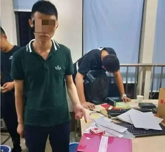 APP挑战金骗局_微信上商城抢卡骗局._早起打卡骗局