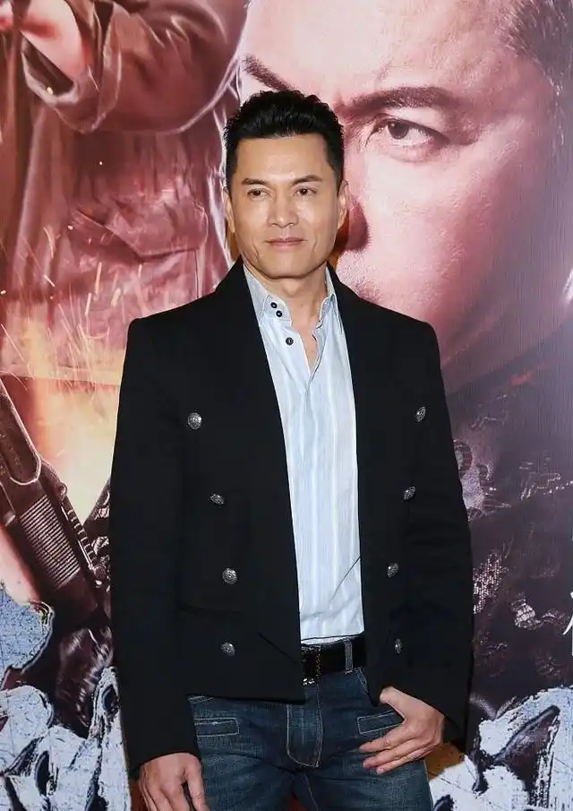 吕良伟三次婚姻_吕良伟第二任老婆阿茵_吕良伟与周海媚邝美云杨小娟的故事