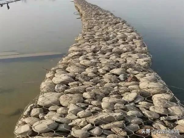 雷诺护垫规格参数_雷诺护垫施工规范_雷诺护垫单隔板双隔板区别