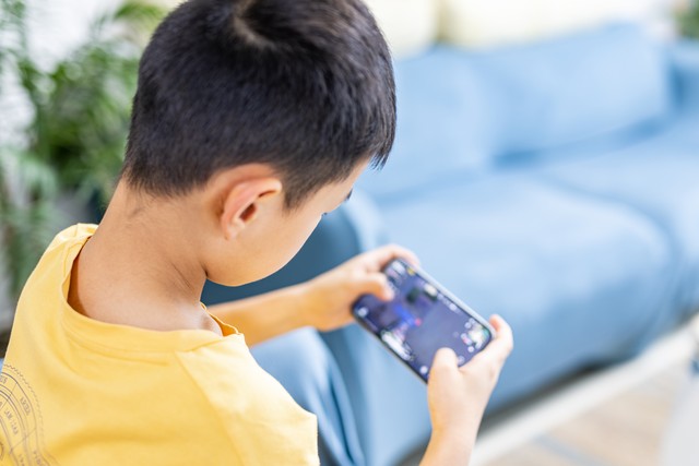 玩具交换会_芭比娃娃小游戏_孩子分享游戏