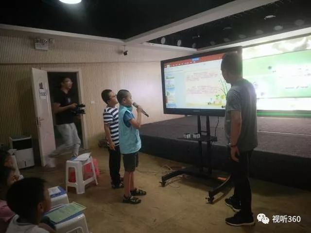 新闻定义特点要素小记者培训_介休电视台星生代小记者暑期特训营新闻定义特点要素_五要素的新闻两篇