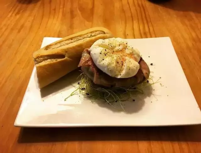 台湾最性感护士_极品性感小护士美女图片_林柔君健身照