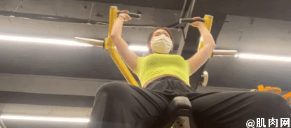 极品性感小护士美女图片_护士性感身材展示_性感护士李美知