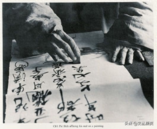 北京民俗老照片:天桥耍杂技的孩子