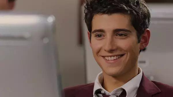 天黑请闭眼游戏规则70_天黑请闭眼游戏 狼人杀 电影 豺狼计划