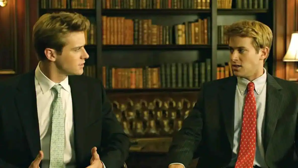 面具说话撕裂人电影_演员一人分饰多角_演员角色变换技巧