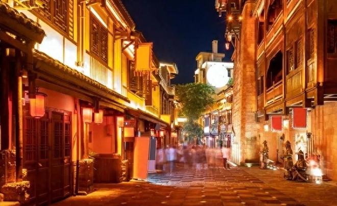伺候公婆六年被小叔子一个耳光打醒,她把公婆送上车:不伺候了