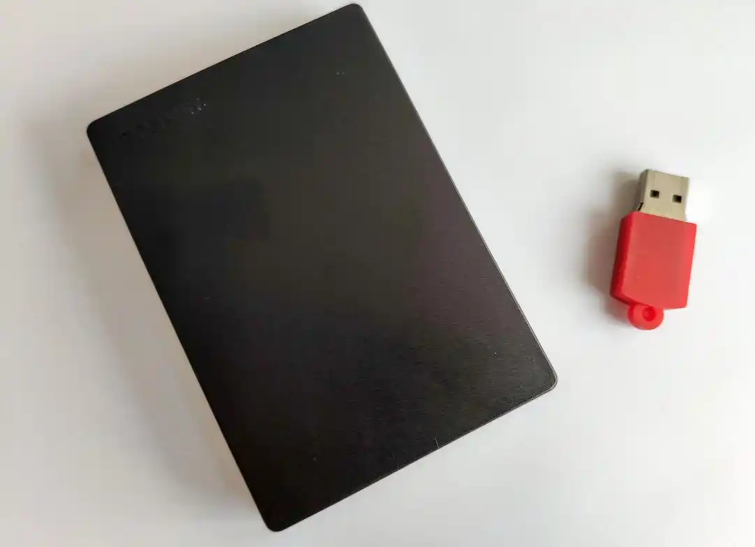 东芝移动硬盘有什么用?_东芝Slim移动硬盘_东芝移动硬盘选择指南