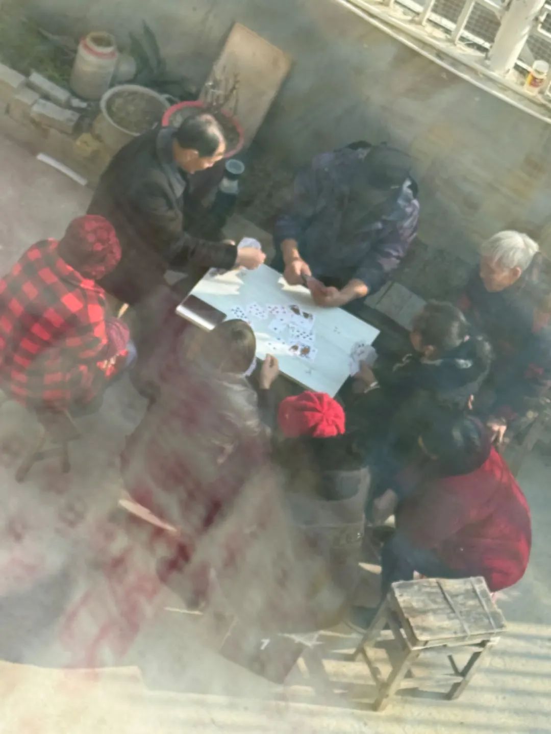 掼蛋(淮安跑得快)游戏规则_掼蛋社交游戏玩法_淮安掼蛋文化