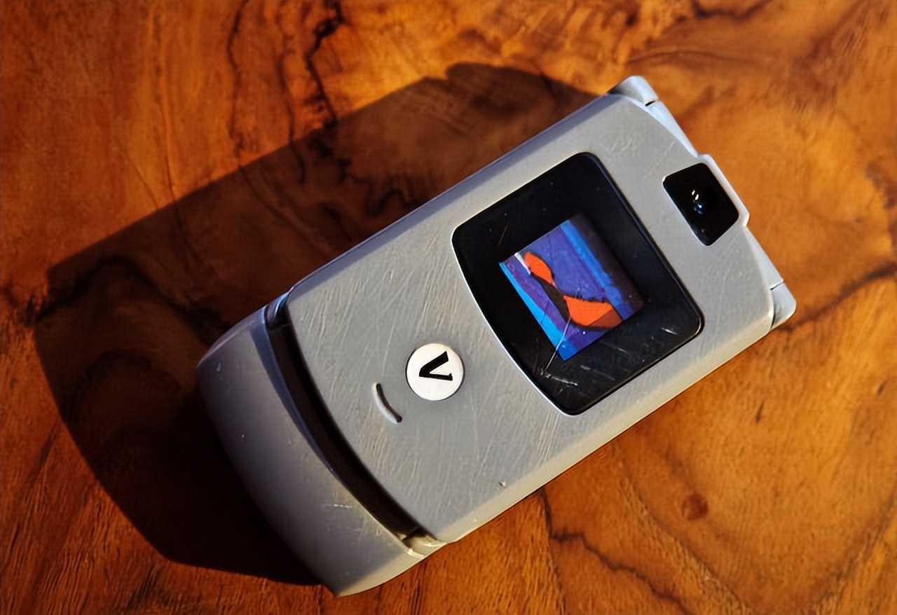 eSIM工作原理_什么是eSIM_手机始终连接数据业务什么意思