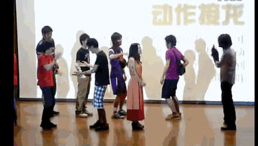 适合年会气氛活跃的游戏_年会游戏推荐_洞房花烛夜游戏规则