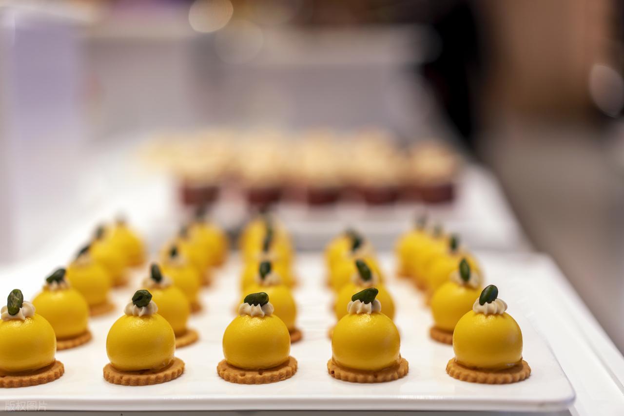 蛋糕店创业计划书_甜品品牌升级_情绪价值营销